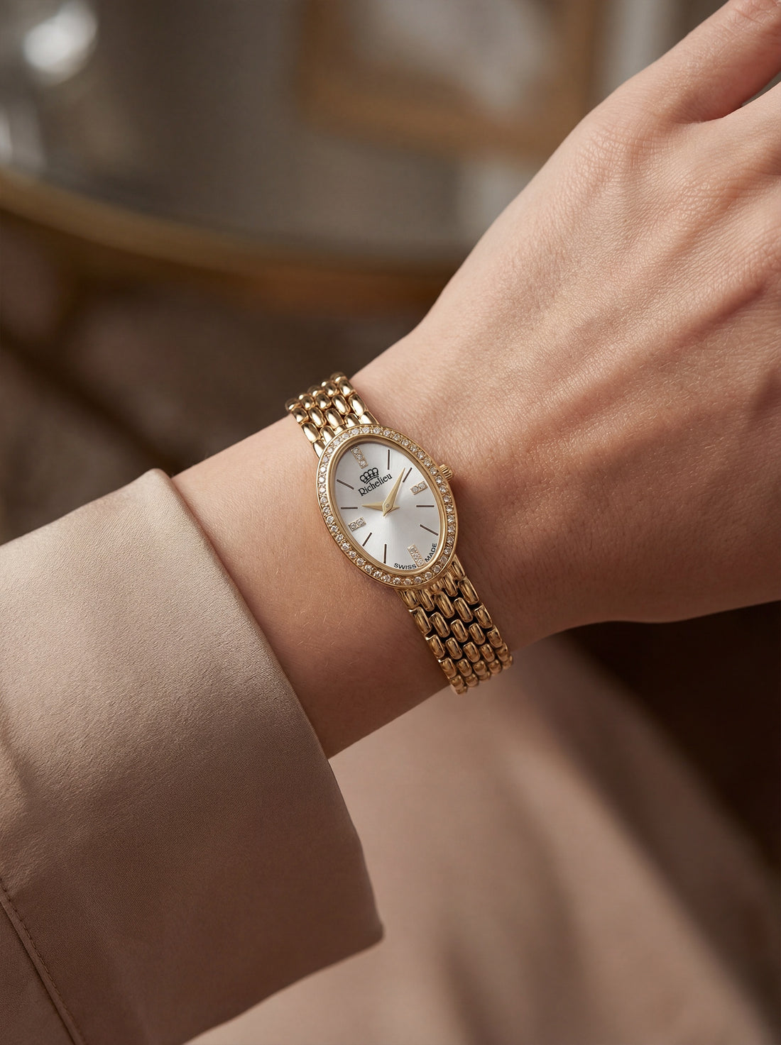 Allure Oval