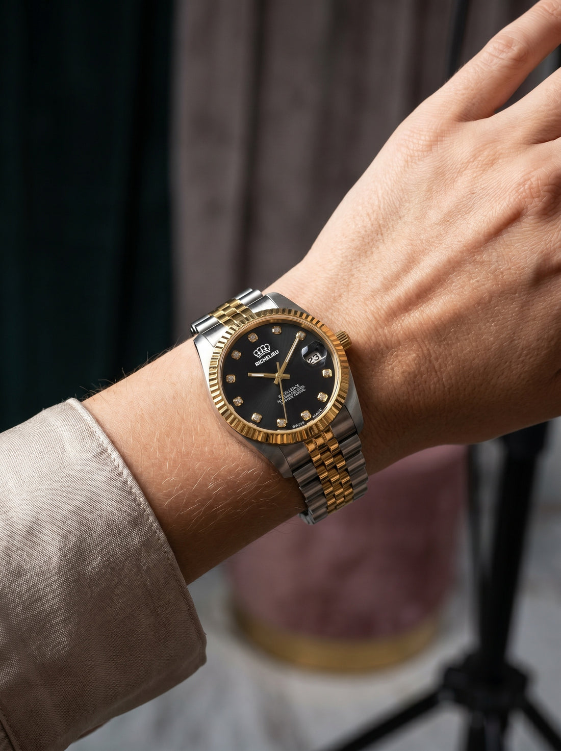 Excellence Automatic Date 31