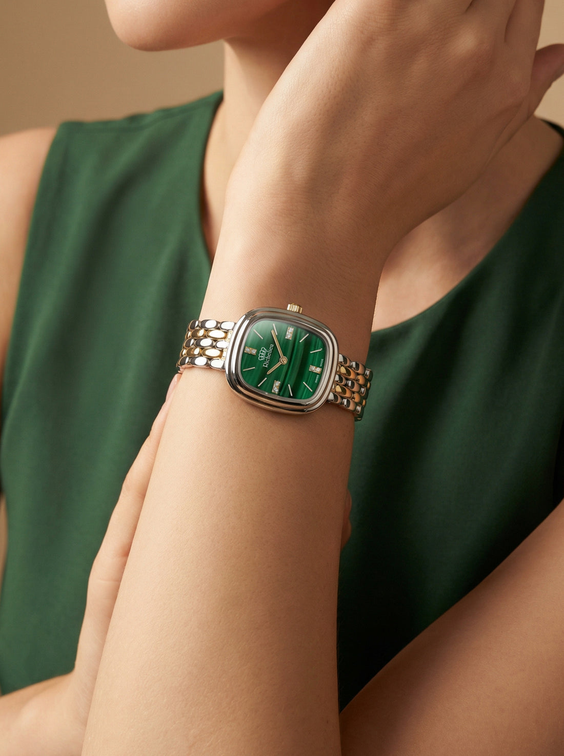 Terra Cushion Malachite